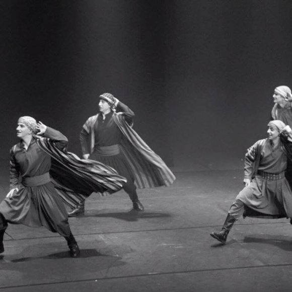 Le dabké, danse populaire du Liban, de la Palestine, de Syrie, de Jordanie et d’Irak