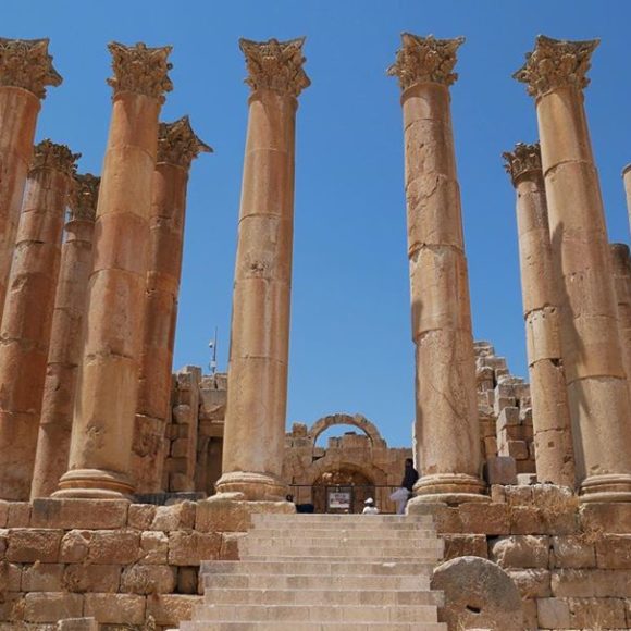 Jerash,  une cité romaine préservée au cœur de la vie culturelle des jordaniens